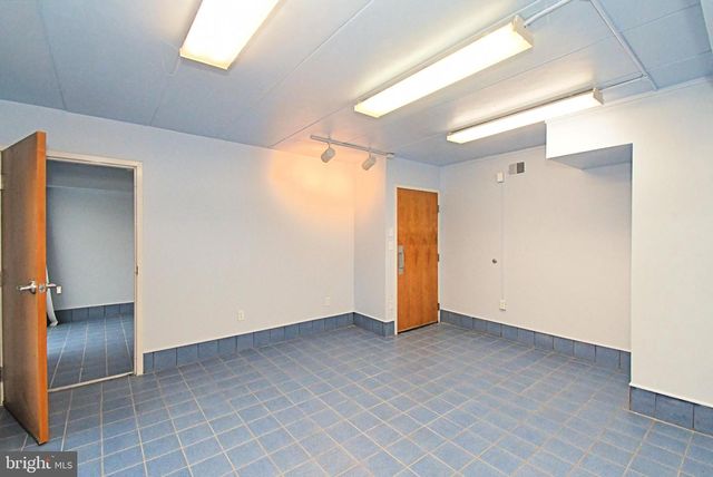 608 EASTON RD, Willow Grove, PA 19090