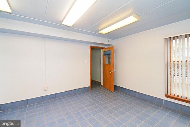 608 EASTON RD, Willow Grove, PA 19090