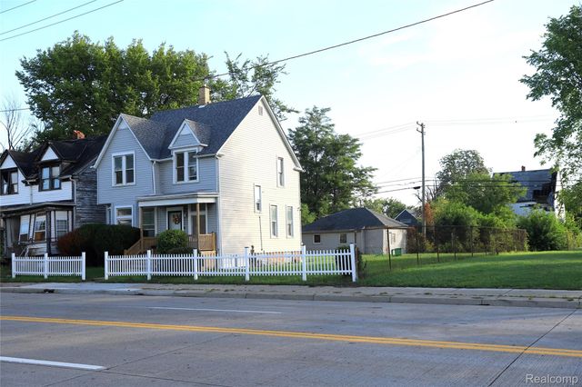 5738 Van Dyke Street, Detroit, MI 48213