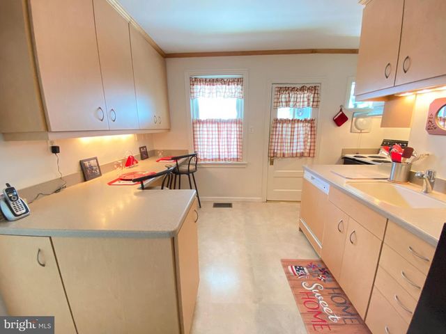 433 KATHMERE RD, Havertown, PA 19083