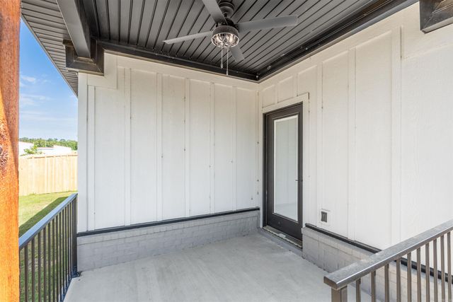 105 Easy Street, Maumelle, AR 72113