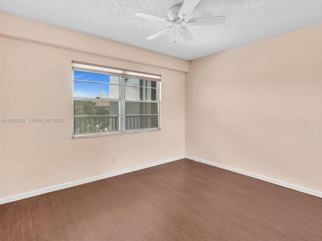 800 SW 125th Way 407O, Pembroke Pines, FL 33027