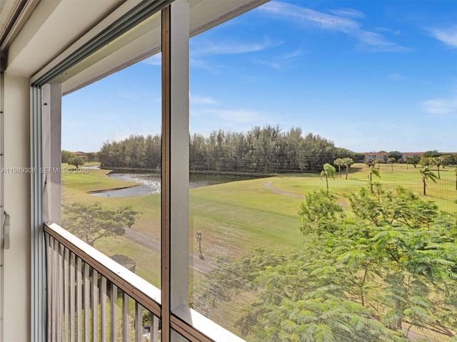 800 SW 125th Way 407O, Pembroke Pines, FL 33027