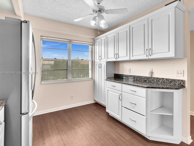 800 SW 125th Way 407O, Pembroke Pines, FL 33027