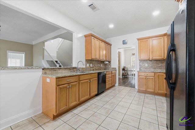 110 Cole, Warner Robins, GA 31088