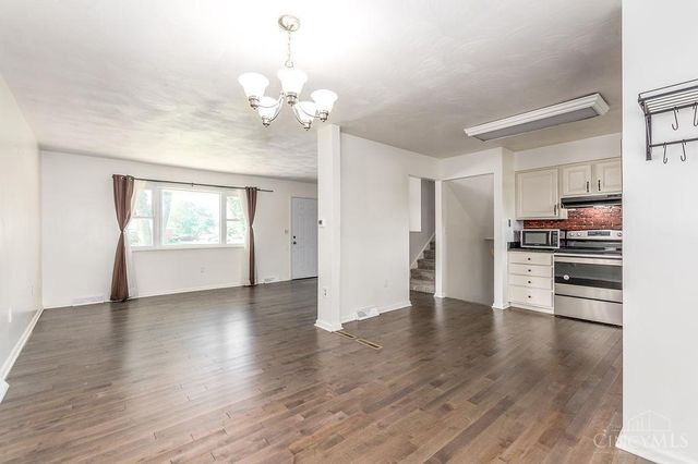 8831 Twincreek Drive, Franklin Twp, OH 45005