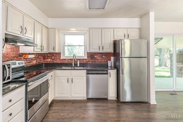 8831 Twincreek Drive, Franklin Twp, OH 45005