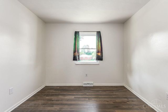 8831 Twincreek Drive, Franklin Twp, OH 45005