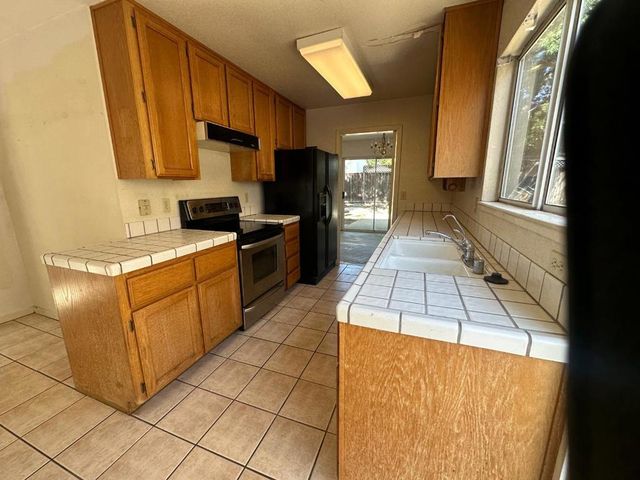 1385 Kelly Park Circle, Morgan Hill, CA 95037