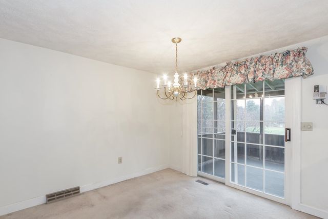 214 Winding Pond Road, Londonderry, NH 03053