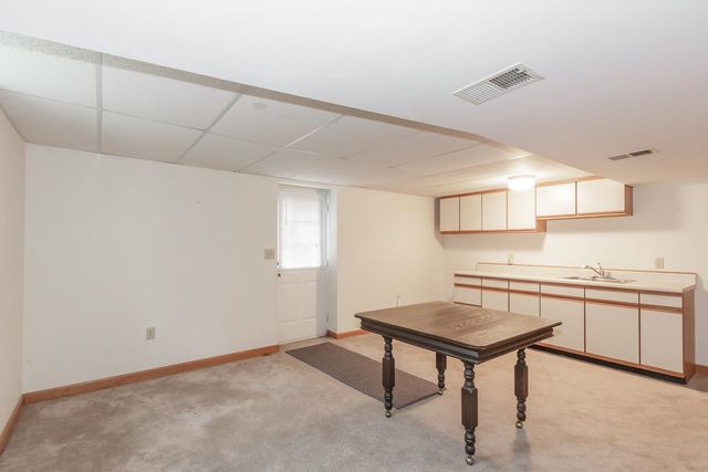 214 Winding Pond Road, Londonderry, NH 03053