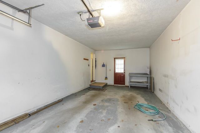 214 Winding Pond Road, Londonderry, NH 03053