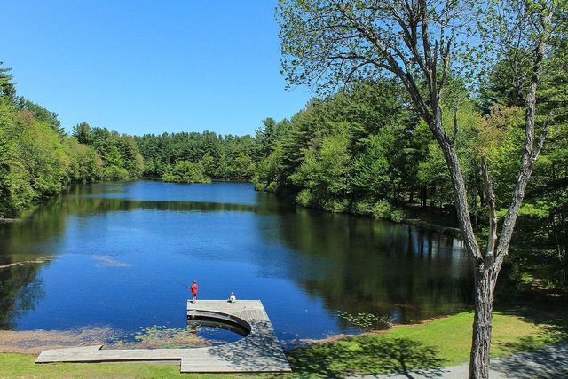 214 Winding Pond Road, Londonderry, NH 03053