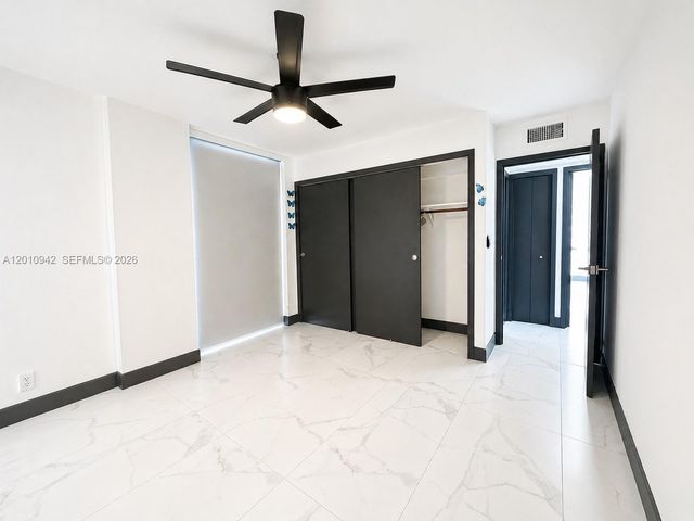 1825 W 44th Pl 501, Hialeah, FL 33012