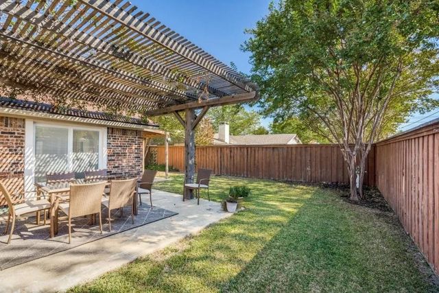 2116 Oak Brook Drive, Richardson, TX 75081
