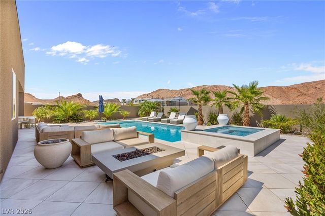 153 Juliette Pointe Lane, Henderson, NV 89011