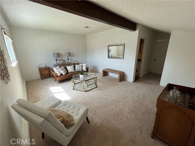 11155 Gaviota, Granada Hills (los Angeles), CA 91344