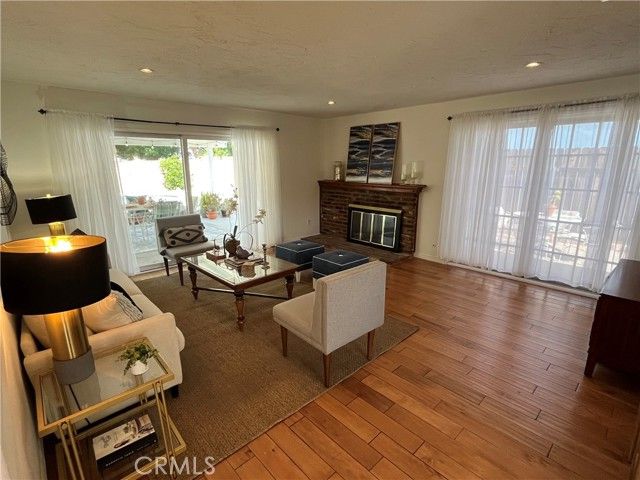 11155 Gaviota, Granada Hills (los Angeles), CA 91344