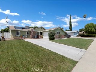 11155 Gaviota, Granada Hills (los Angeles), CA 91344