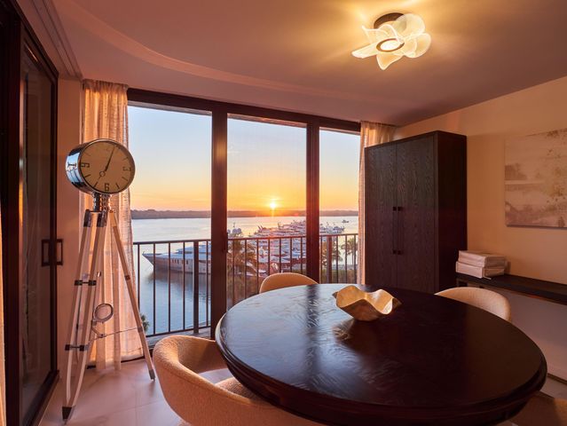 124 Lakeshore Drive 829, North Palm Beach, FL 33408