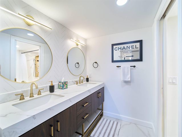 124 Lakeshore Drive 829, North Palm Beach, FL 33408