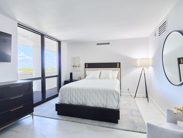 124 Lakeshore Drive 829, North Palm Beach, FL 33408