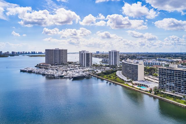 124 Lakeshore Drive 829, North Palm Beach, FL 33408