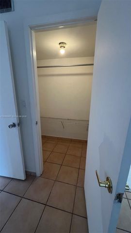 6070 W 18th Avenue 323, Hialeah, FL 33012
