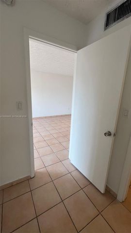 6070 W 18th Avenue 323, Hialeah, FL 33012