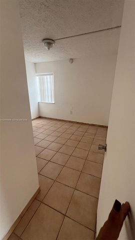 6070 W 18th Avenue 323, Hialeah, FL 33012