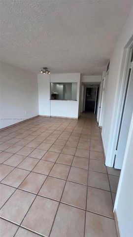 6070 W 18th Avenue 323, Hialeah, FL 33012
