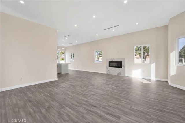 8149 Saint Clair Avenue, North Hollywood, CA 91605