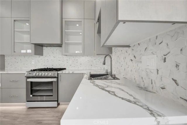 8149 Saint Clair Avenue, North Hollywood, CA 91605