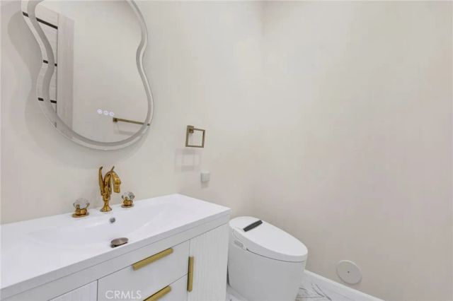 8149 Saint Clair Avenue, North Hollywood, CA 91605