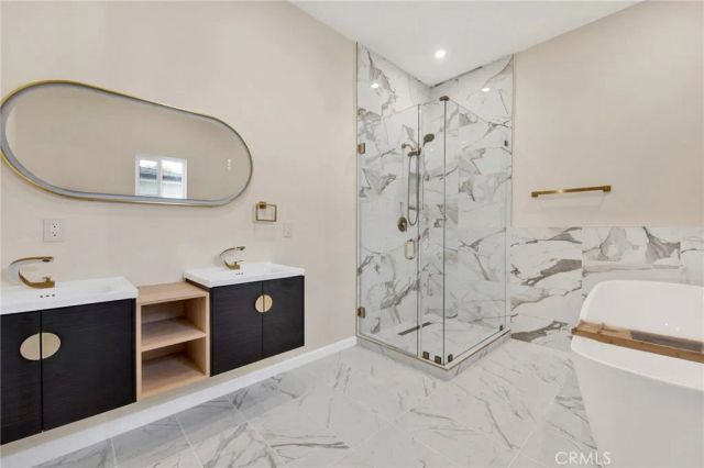 8149 Saint Clair Avenue, North Hollywood, CA 91605