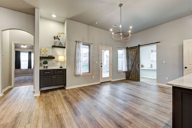 9021 NW 74th Street, Yukon, OK 73099