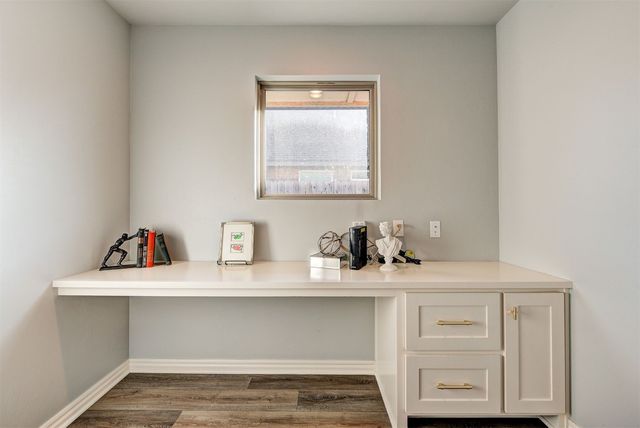 9021 NW 74th Street, Yukon, OK 73099