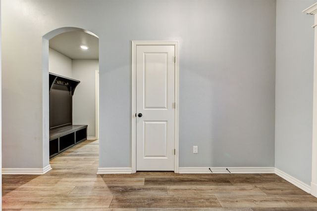 9021 NW 74th Street, Yukon, OK 73099