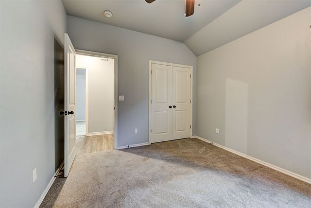 9021 NW 74th Street, Yukon, OK 73099