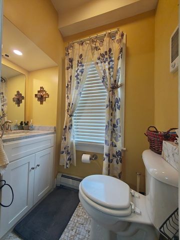 101 Willow St, New Bedford, MA 02740