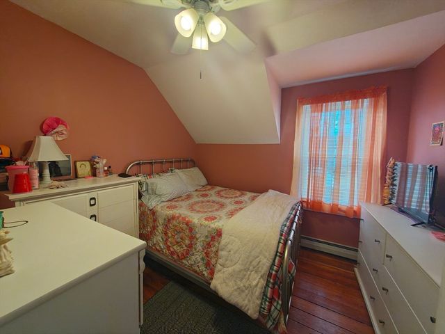 101 Willow St, New Bedford, MA 02740