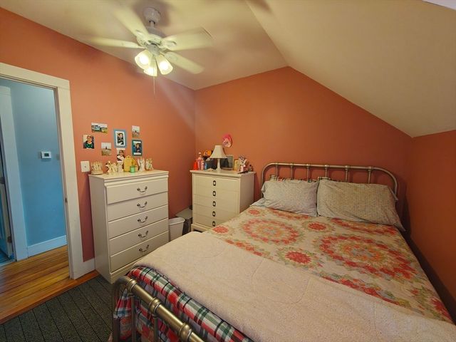 101 Willow St, New Bedford, MA 02740