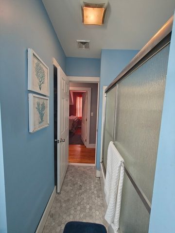 101 Willow St, New Bedford, MA 02740