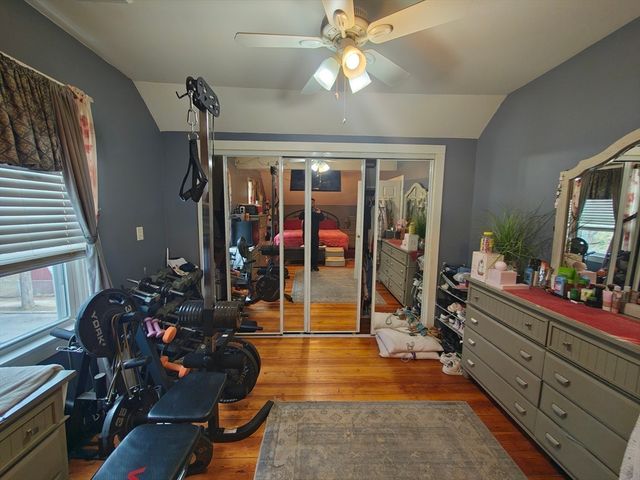 101 Willow St, New Bedford, MA 02740