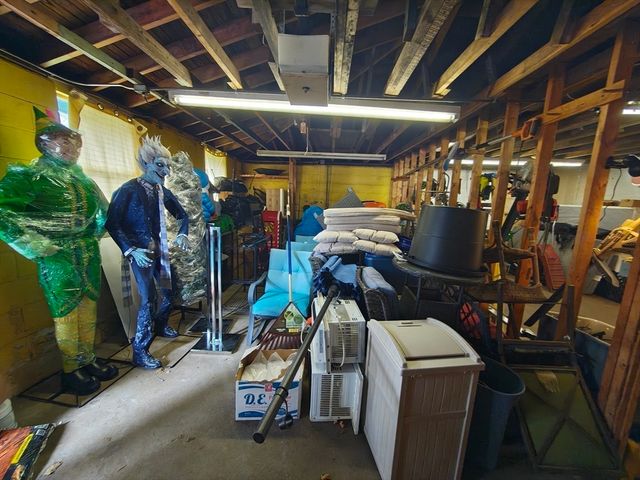 101 Willow St, New Bedford, MA 02740