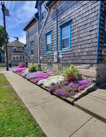 101 Willow St, New Bedford, MA 02740