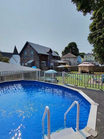 101 Willow St, New Bedford, MA 02740