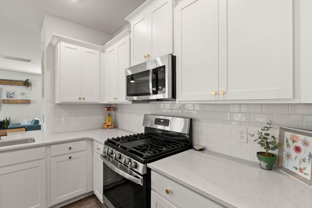 102 Berry Hollow Road, Summerville, SC 29486