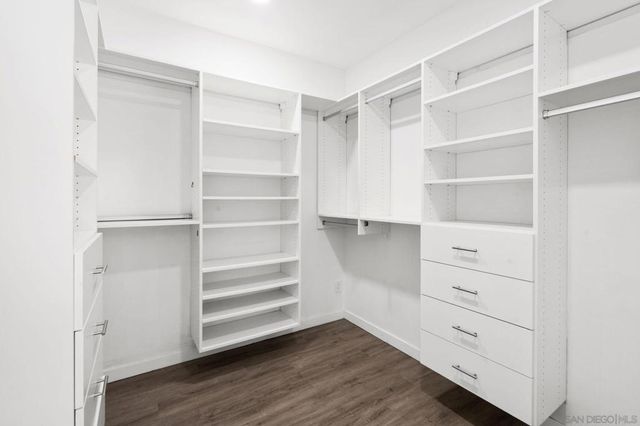 10059 Estrella Dr, La Mesa, CA 91941