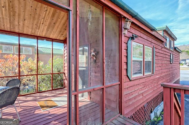 446 River Vista Drive, Dillard, GA 30537